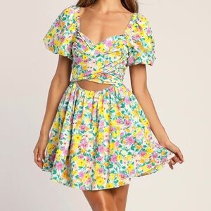 Lulus Attract Attention Multi Floral Puff Sleeve Tie-Front Mini Dress Size M